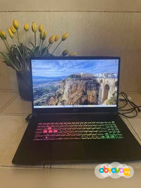 Продам: ноутбук MSI Katana 17 B12VFK-463XRU