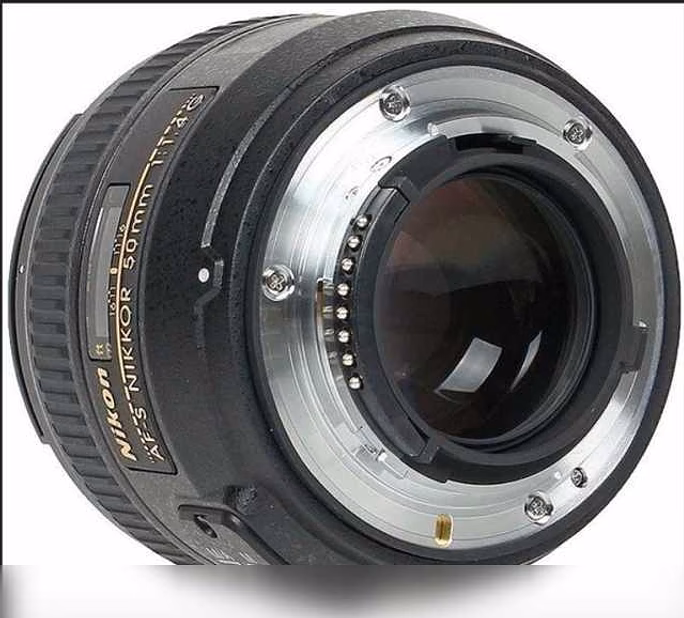 Продам: объектив Nikon 50mm f/1.4G AF-S Nikkor Nikon Объектив Nikon 50mm f/1.4G AF-S Nikkor в Москве