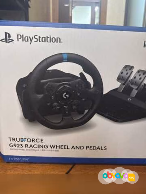Продам: игровой руль g923 новый