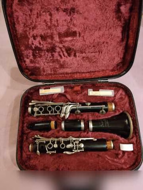 Продам: кларнет "Amati Kraslicе" (Чехословакия)