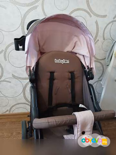 Продам: коляску прогулочную Babyton в Екатеринбурге
