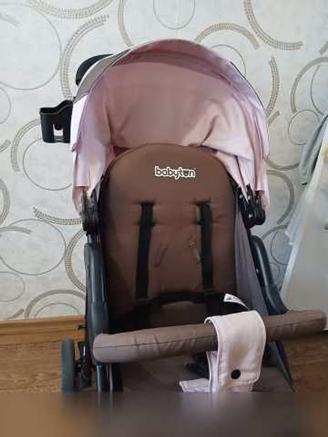 Продам: коляску прогулочную Babyton в Екатеринбурге