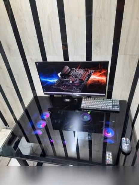 Продам: стол компьютер игровой