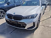 Автомобиль BMW 330i 