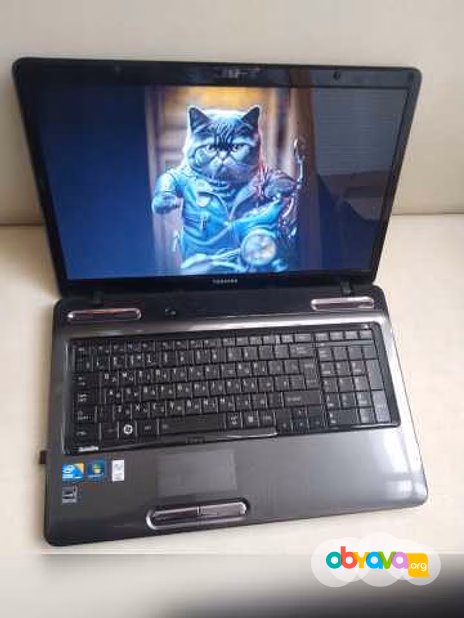 Продам: ноутбук Toshiba SATELLITE L675-110 Core i5 экран 17.3 в Москве