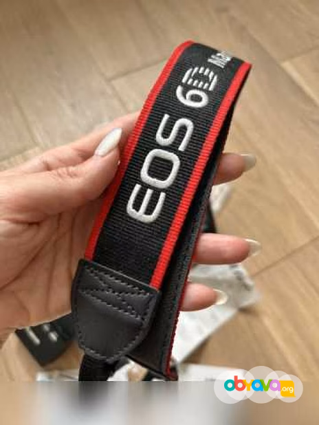 Продам: Canon EOS 6d Mark ii body