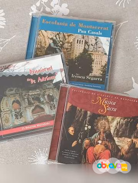 Компакт-диски (CD) разных исполнителей 