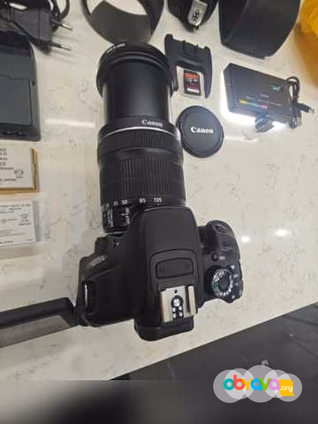 Продам: CANON EOS 650D 18-135 IS STM Japan