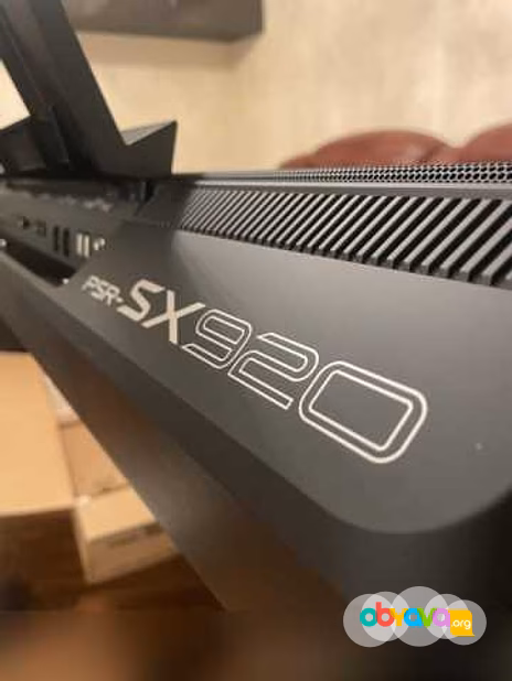 Продам: синтезатор «YAMAHA SX-920»