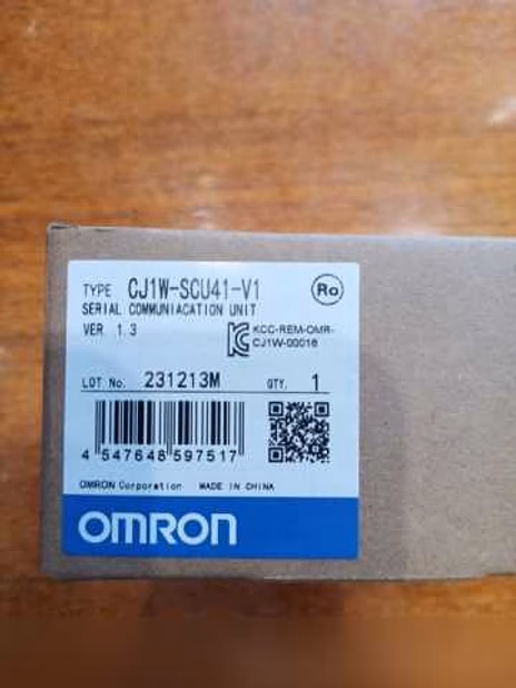 Продам: Omron cj1w-scu41-v1 коммуникационный мод