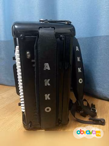 Продам: аккордеон АККО «Melani»