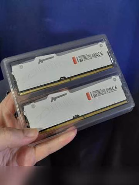Продам: Kingston Fury Beast White RGB 64gb (2x32 gb) ddr5
