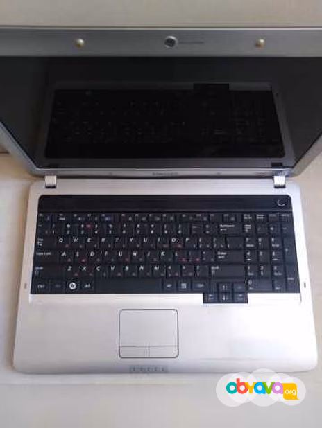 Продам: ноутбук Samsung NP-R530 в Москве