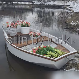 Лодка в аренду для фотосессии 