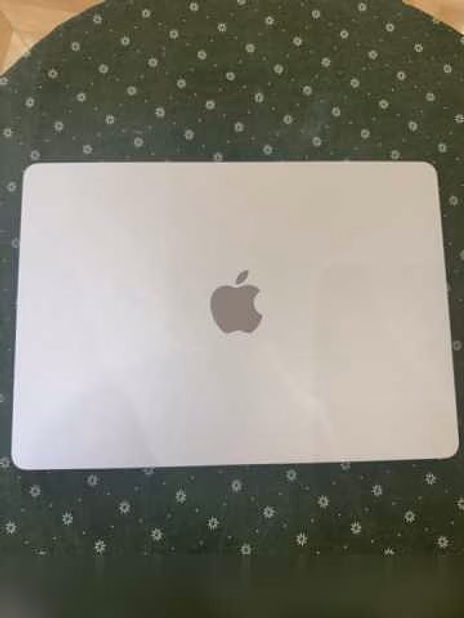 Продам: MacBook 13 m3 256gb