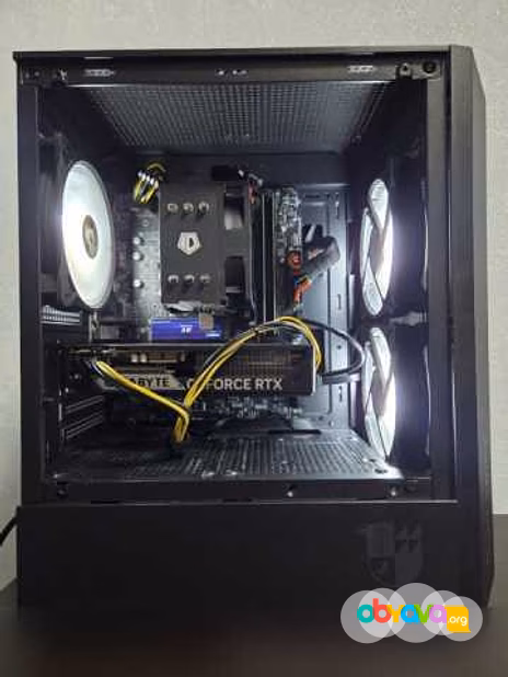 Продам: компьютер Игровой i5 12400 16 gb RTX 5060