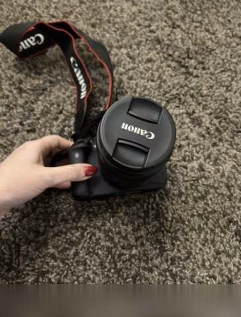 Продам: фотоаппарат Canon 700d