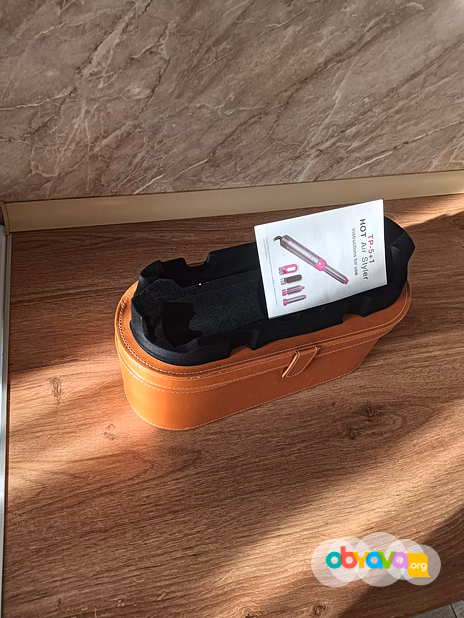 Оригинальная коробка от фена Dyson