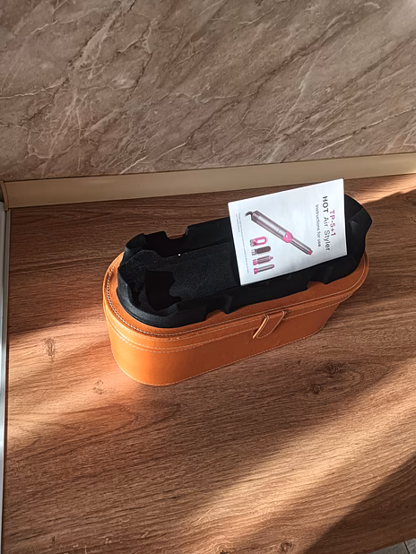 Оригинальная коробка от фена Dyson