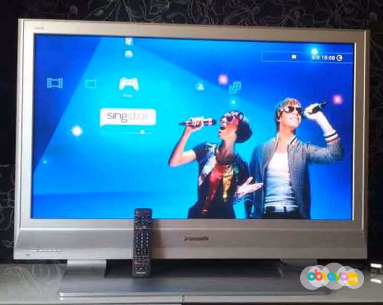 Продаю плазменный телевизор panasonic viera tx-r42el7ks с приставкой.