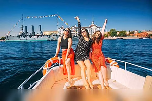 Предложение: аренда катеров в Санкт-Петербурге