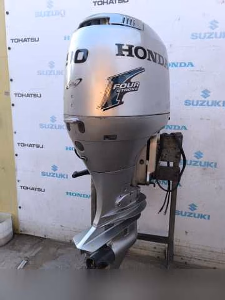 Додочный мотор Honda BF90