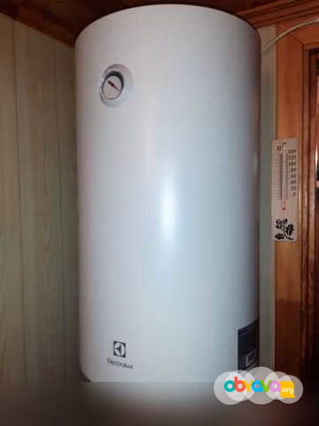 Продам: накопительный водонагреватель Electrolux в Саратове
