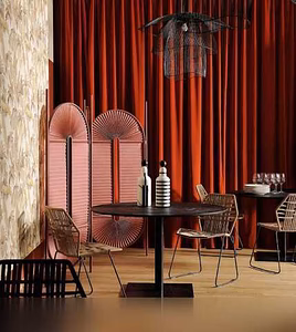 Продам: шторы для салонов красоты в Москве