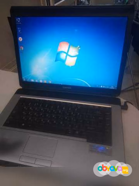 Продам: ноутбук Toshiba Satellite L300-11Q в Москве
