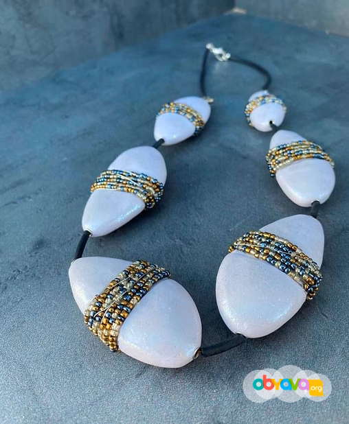 Бусы ручной работы