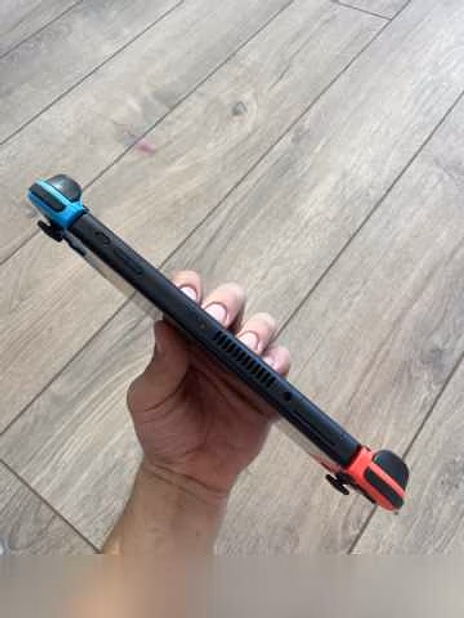 Продам: Nintendo switch OLED