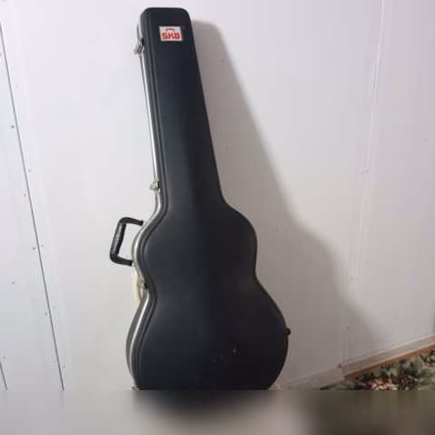Продам: футляр гитары WC-451 в Тюмени