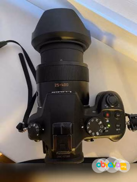 Продам: Panasonic Lumix DMC-FZ1000
