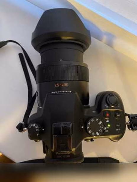 Продам: Panasonic Lumix DMC-FZ1000
