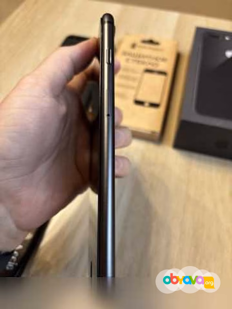 Продам: iPhone 8plus