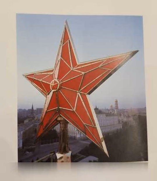 Продам: книга Альбом Moscow 80х годов глянцевая в Москве