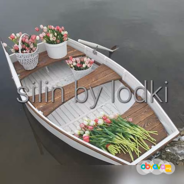 Лодка в аренду для фотосессии 