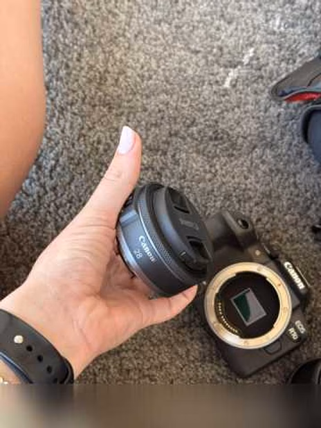 Продам: Canon eos R10 kit 18-150+ 28мм