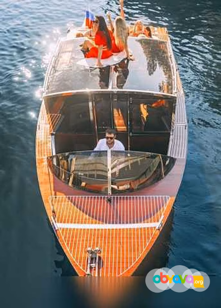 Катер по проекту Venezia