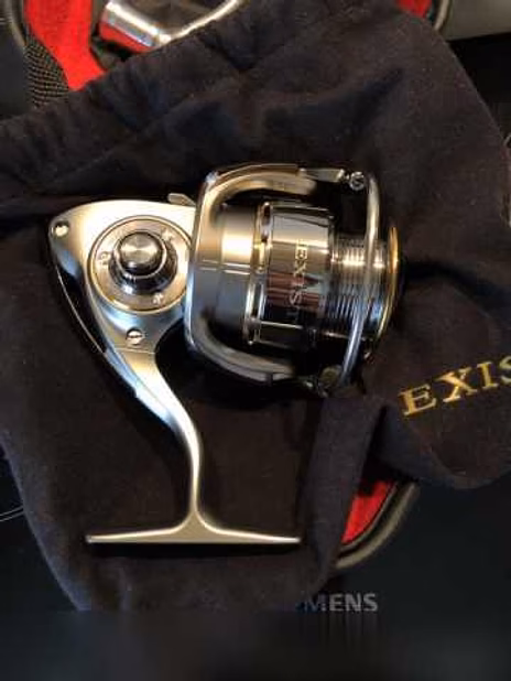 Продам: катушка Daiwa Exist 2508R
