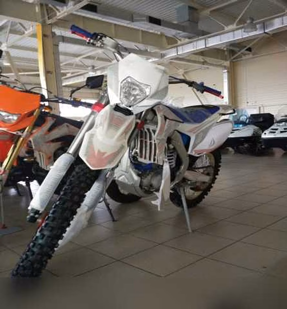 Продам: мотоцикл J5-250e S-PRO 21/18 M2 в Магнитогорске
