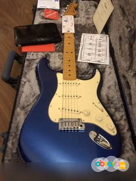 Продам: Fender American Ultra Stratocaster 2024