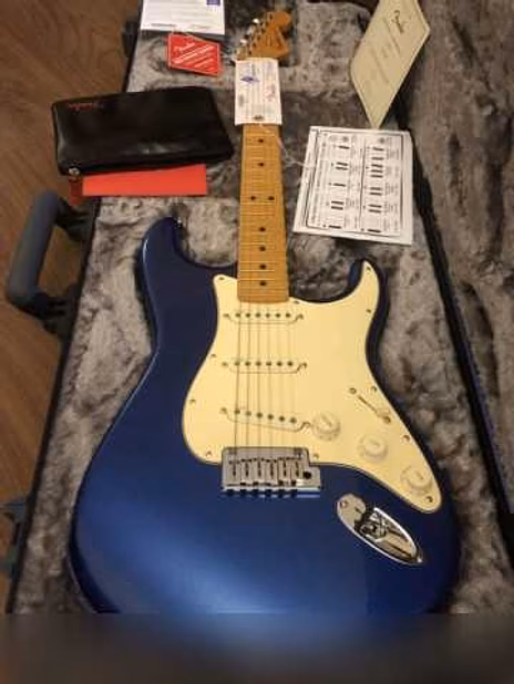 Продам: Fender American Ultra Stratocaster 2024