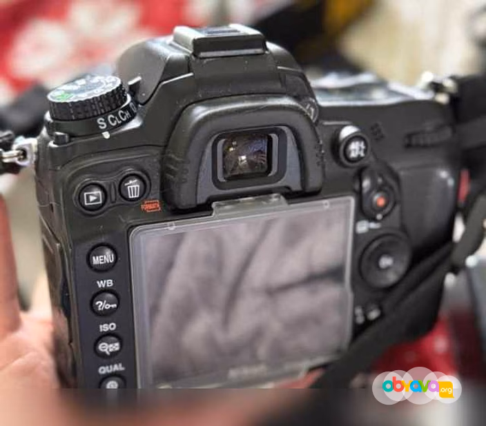 Продам: фотоаппарат Nikon D7000