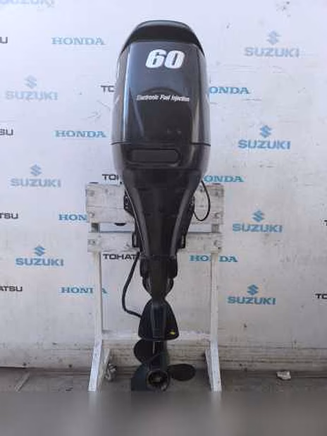 Продам: лодочный мотор Suzuki DF60 EFI в Якутске