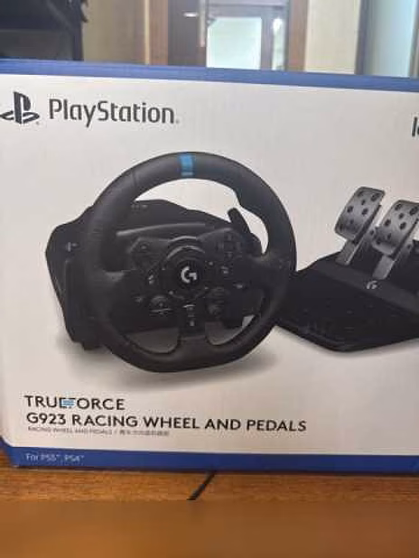 Продам: PlayStation руль g923