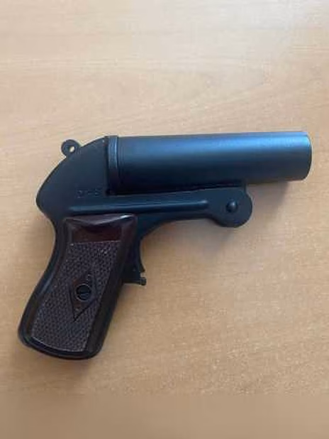 Продам: сигнальный пистолет СП81