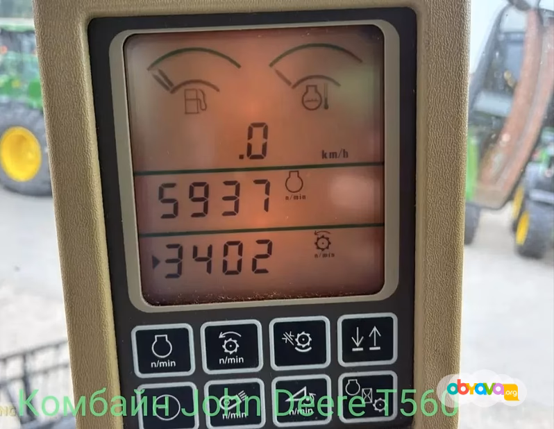 Продаётся зерноуборочный комбайн John Deere T560 (2008 г.в.)