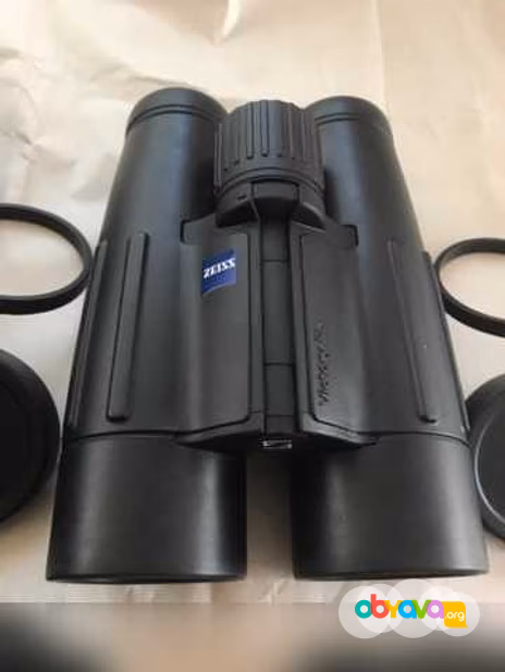 Продам: бинокль Carl Zeiss Victory 8x42 T* FL в Москве