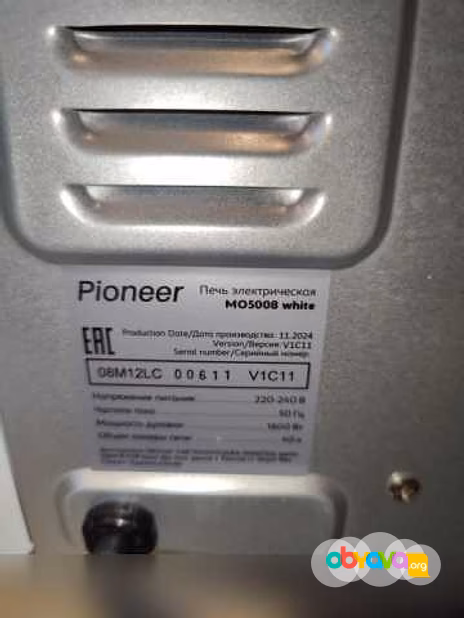 Электрическая духовка Pioneer. 40